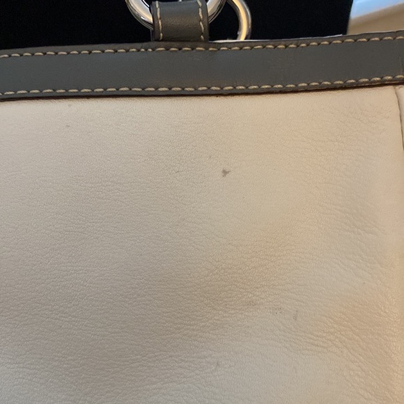 Coach East/West Leather Pleated Gallery Tote - Picture 5 of 10